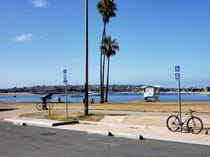 Cycle along Mission Bay Bike Path