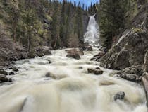 Hike to the Majestic Fish Creek Falls