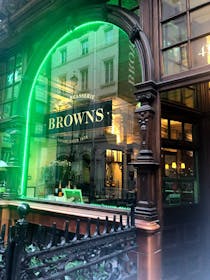 Enjoy a Smart British Dinner at Browns