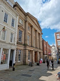 Explore Shrewsbury Museum & Art Gallery