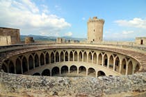 Explore Castell de Bellver