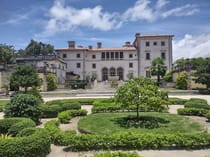 Explore Vizcaya Museum & Gardens