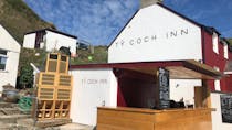 Unwind at Tŷ Coch Inn