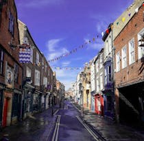 Explore the Charming Fossgate