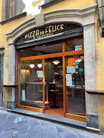 Dine at Pizzeria da Felice