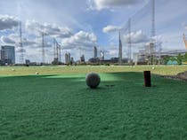 Enjoy Golfing at Greenwich Peninsula Golf Range
