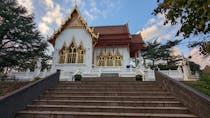 Explore the Serene Buddhapadipa Temple