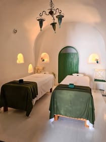 Indulge in a Relaxing Massage at Caldera Massages Studio