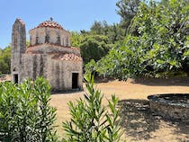 Explore the ancient frescoes at Saint Nikolaos Fountoukli Church