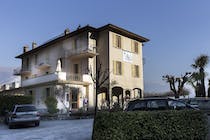Stay at Hotel Il Perlo Panorama