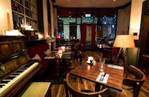 Book a table at Les Petits Gourmets  