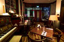 Book a table at Les Petits Gourmets