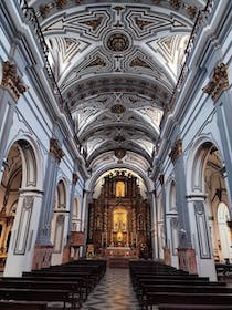 Admire the Opulent Iglesia de San Juan Bautista
