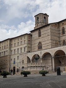 Admire the Perugia Cathedral's Gothic Architecture