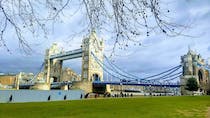 Take a break at Potters Fields Park