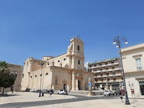 Enjoy the Charm of Piazza di Avola