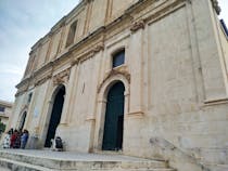 Visit the Chiesa Madre della Madonna del Rosario di Pozzallo