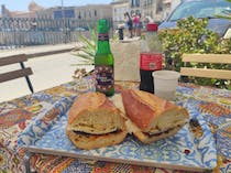 Enjoy fresh sandwiches and sea views at Alimentari Randieri Lucia