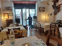 Tuck in at L'Oste E Il Sacrestano