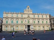 Explore Piazza Università