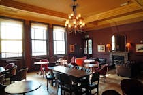 Enjoy a Quirky Experience at The Earl of Lonsdale