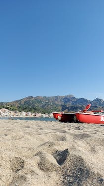 Enjoy the beautiful Spiaggia Schisò