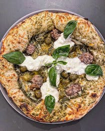 Tuck into pillowy dough at Il Capriccio Pizzeria