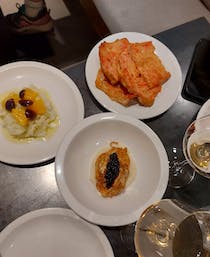 Enjoy Wine and Delightful Food at MONOCROM