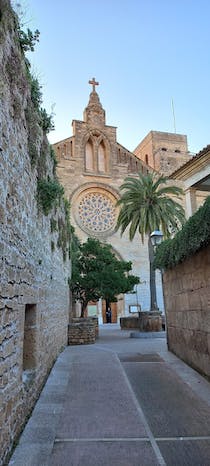 Explore Sant Jaume d'Alcúdia Church