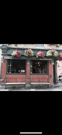 Join the locals for pint & a pizza at the Florist Arms Pub