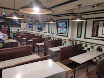 Enjoy authentic pie and mash at M.Manze Tower Bridge