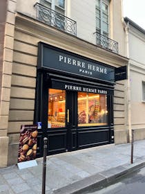 Visit the Hermès concept store