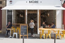 Head for Lunch at Mûre