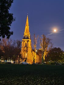 Relax at Turnham Green