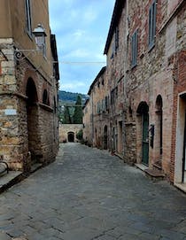 Explore Suvereto Borgo d'Italia