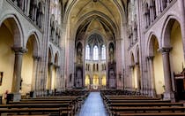 Discover Basilique Notre-Dame-du-Perpétuel-Secours