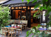 Have dinner at Les Chouettes