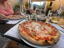 Try the pizza at Il Vecchio Tinaio