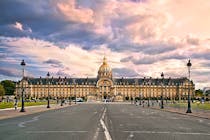 Have a wander around Les Invalides 