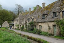 Explore the enchanting beauty of Bibury