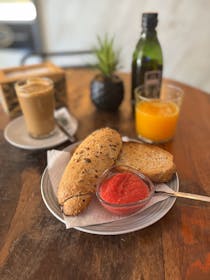 Enjoy a tasty brunch at Trastienda Café