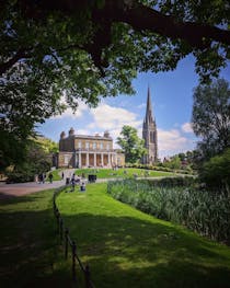 Explore Clissold Park