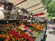 Shop at the Edgar Quinet market