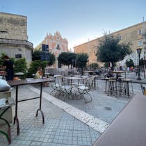 Enjoy cocktails at Farmacia Balboa