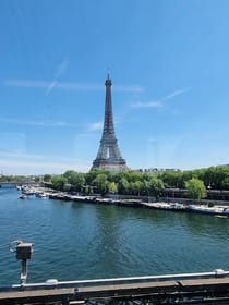 Walk around Parc du Champs de Mars