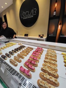 Indulge in L'éclair's delightful patisserie experience