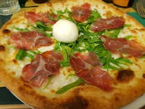 Go for a bite at Pizzeria da Torino