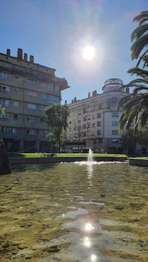 Relax in Plaza Jose Maria Sert