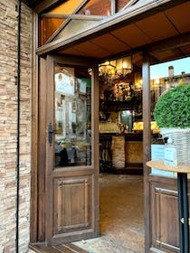 Dine like a local at Casa Mateos