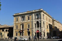 Explore the Museo Napoleonico